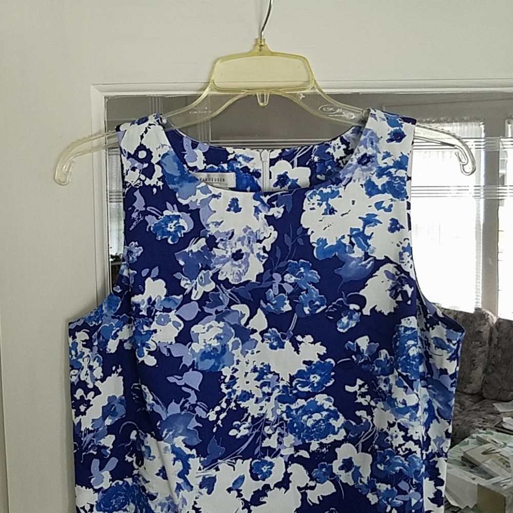 NWT Lovely Van Heusen Sheath Dress - Picture 2 of 4